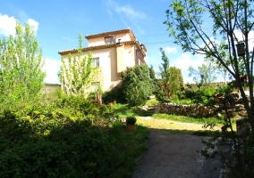 Casa Magnolia-Chon Alto Tajo - Peralejos De Las Truchas (Guadalajara)